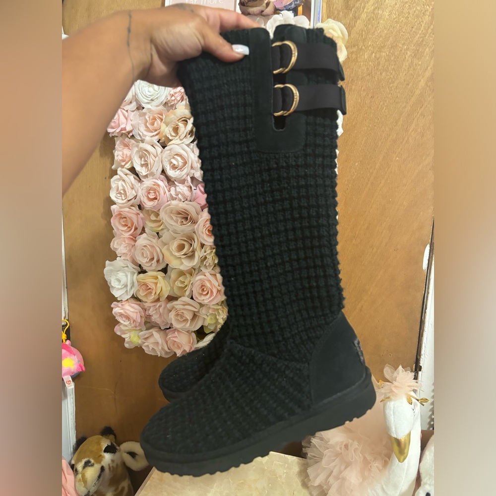 Knit UGG